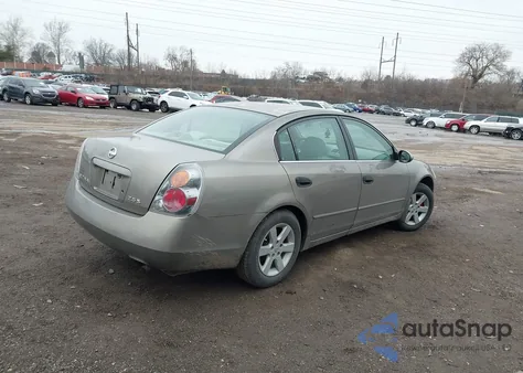 2002 Nissan Altima 2.5 S из США, поврежденный, VIN 1N4AL11D52C234001